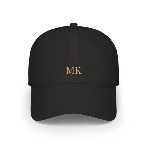 Personalized baseball cap for men in black with custom embroidery